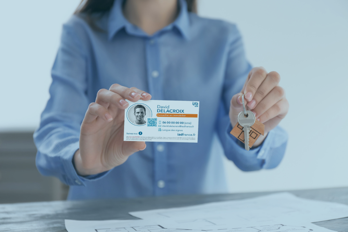 Carte de visite d'agent immobilier que mentionner dessus